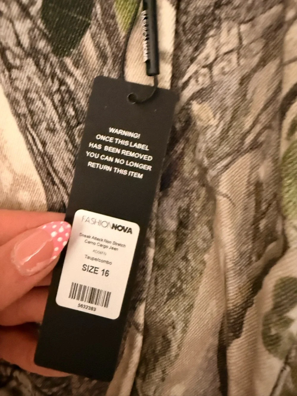 Fashion Nova Cargo Utility Pants - Picture 9 of 9